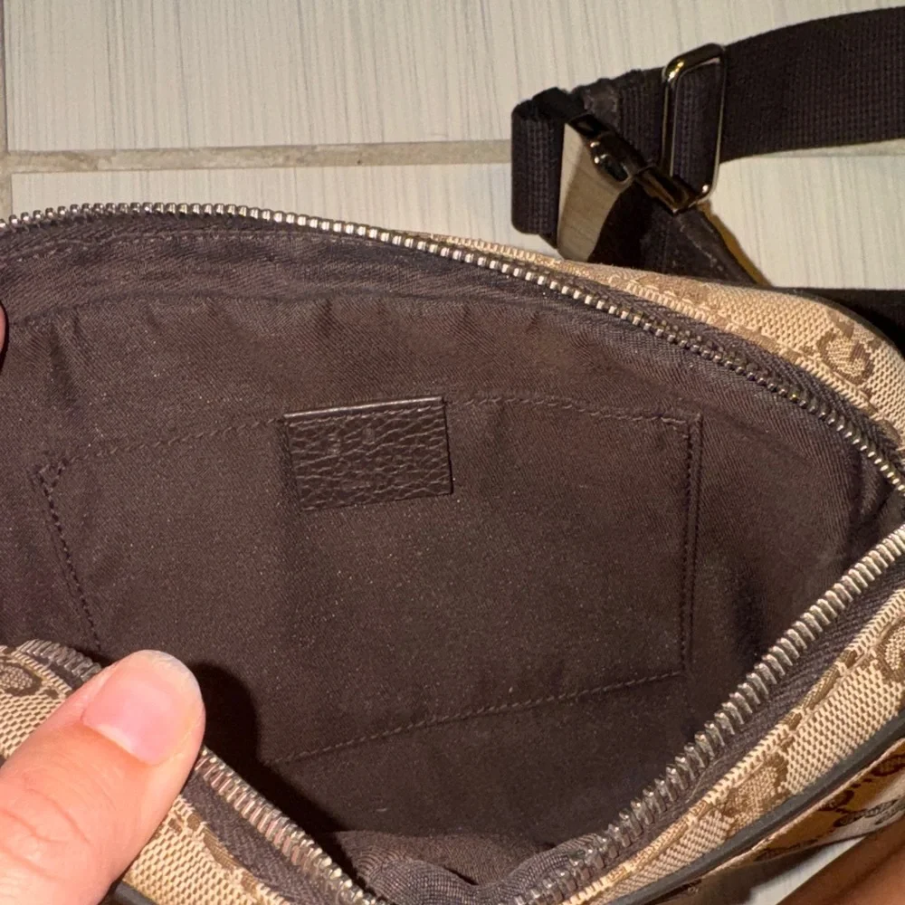 Gucci Belt Bag - Picture 11 of 13